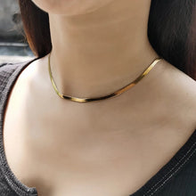 Load image into Gallery viewer, Herringbone Chain – Gold
