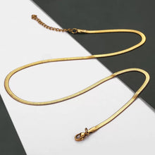 Load image into Gallery viewer, Herringbone Chain – Gold
